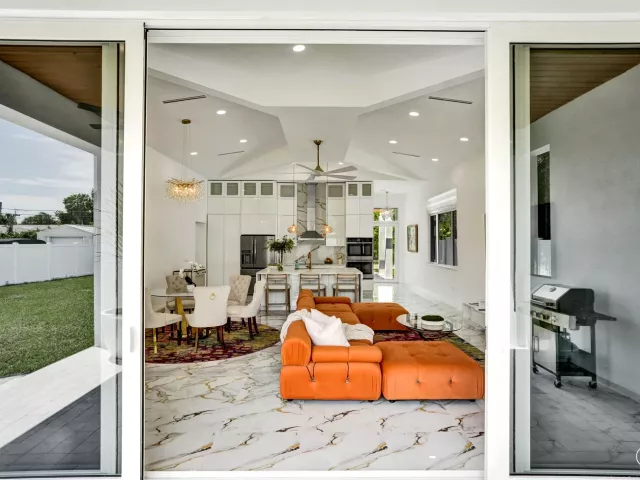 3-bedroom home for rent in Delray Beach - 202 SE 4TH Street - MondialRealty
