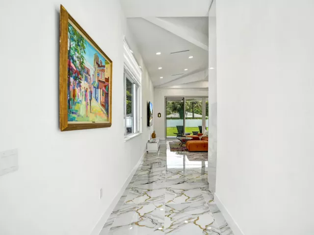 3-bedroom home for rent in Delray Beach - 202 SE 4TH Street - MondialRealty