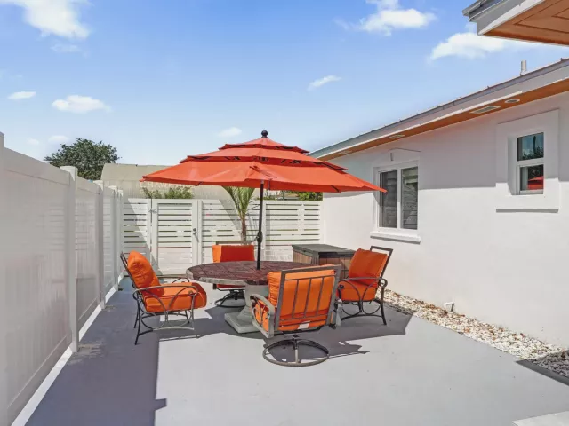 3-bedroom home for rent in Delray Beach - 202 SE 4TH Street - MondialRealty