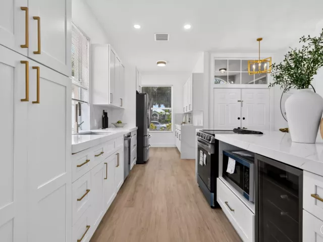 3-bedroom home for sale in West Palm Beach - 1115 Gator Trail - MondialRealty