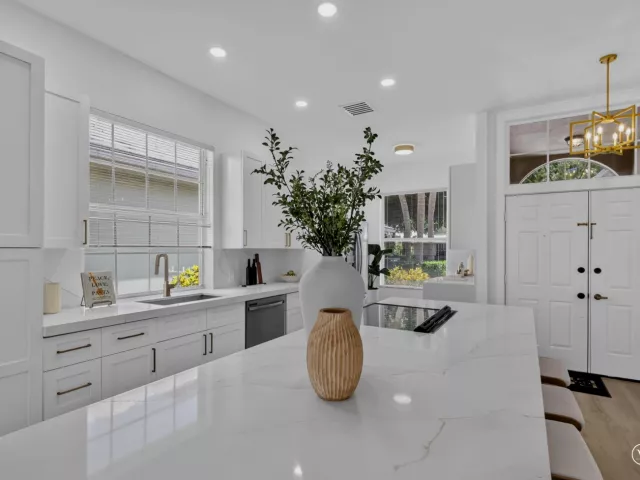 3-bedroom home for sale in West Palm Beach - 1115 Gator Trail - MondialRealty