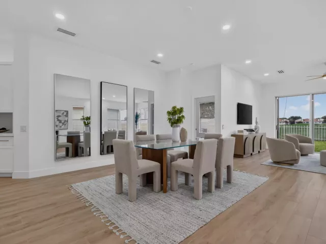 3-bedroom home for sale in West Palm Beach - 1115 Gator Trail - MondialRealty