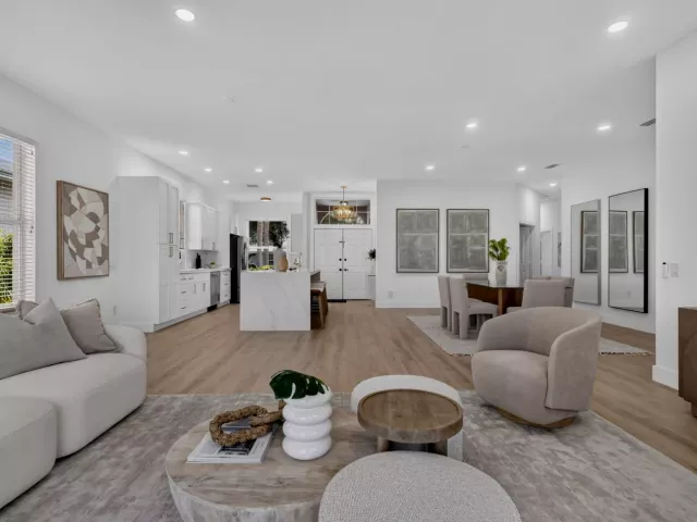 3-bedroom home for sale in West Palm Beach - 1115 Gator Trail - MondialRealty