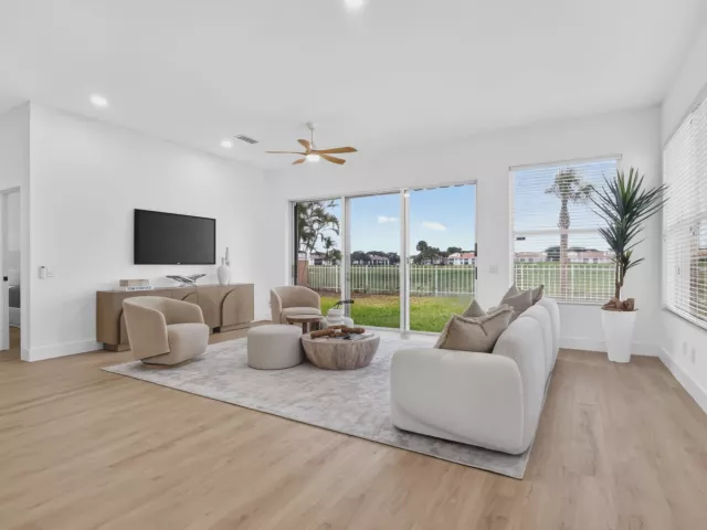 3-bedroom home for sale in West Palm Beach - 1115 Gator Trail - MondialRealty