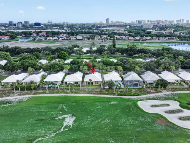 3-bedroom home for sale in West Palm Beach - 1115 Gator Trail - MondialRealty