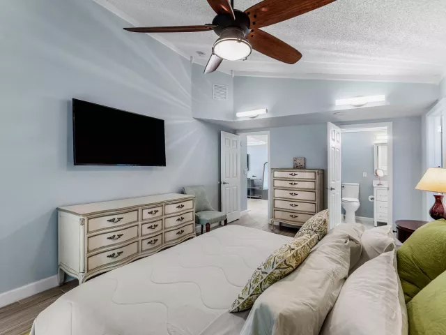 3-bedroom home for rent in Deerfield Beach - 559 NW 38TH Terrace - MondialRealty