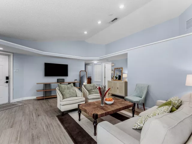 3-bedroom home for rent in Deerfield Beach - 559 NW 38TH Terrace - MondialRealty