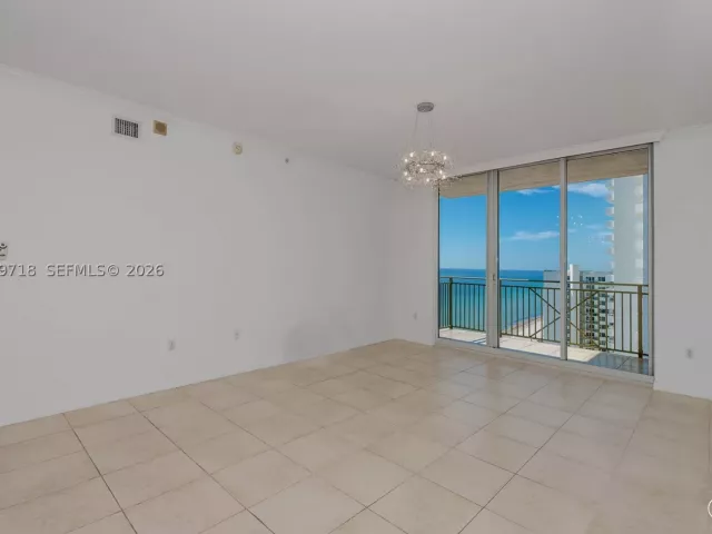 2-bedroom condo for rent in Hallandale Beach - 2080 S Ocean Dr MPH09 - MondialRealty