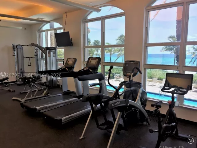 2-bedroom condo for rent in Hallandale Beach - 2080 S Ocean Dr MPH09 - MondialRealty