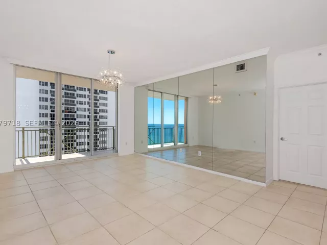 2-bedroom condo for rent in Hallandale Beach - 2080 S Ocean Dr MPH09 - MondialRealty