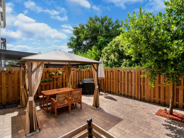 3-bedroom home for sale in Homestead - 13154 SW 233rd St - MondialRealty