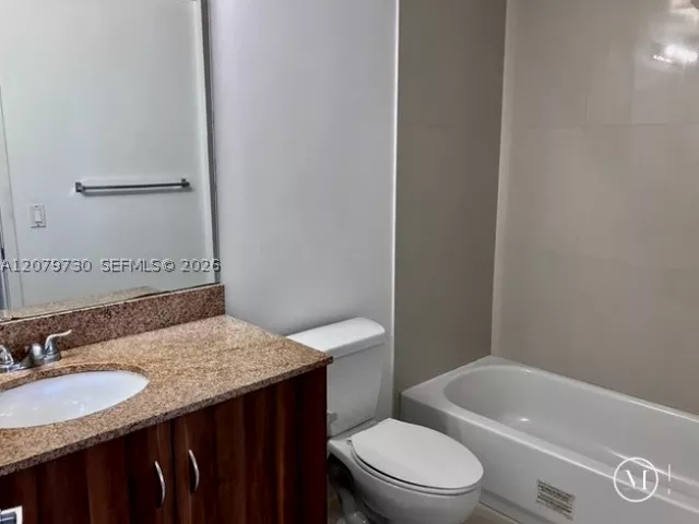 3-bedroom condo for rent in Miami - 601 NE 23rd St 1502 - MondialRealty