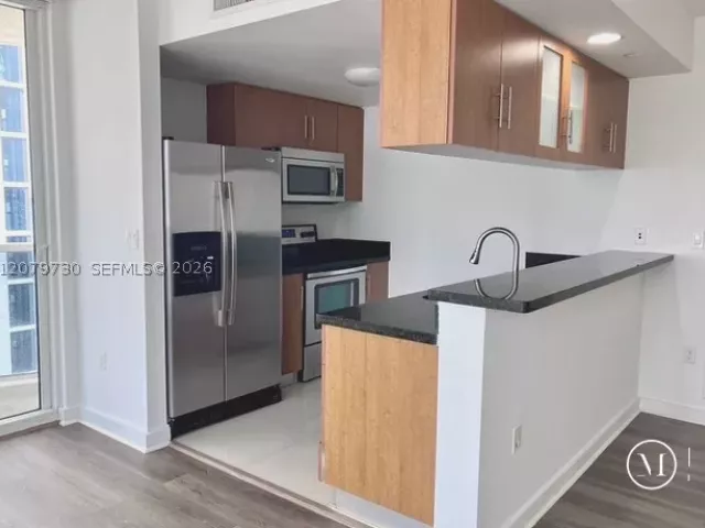 3-bedroom condo for rent in Miami - 601 NE 23rd St 1502 - MondialRealty