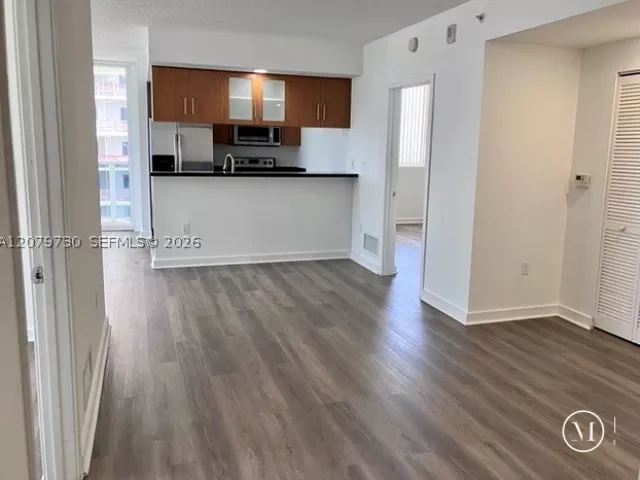 3-bedroom condo for rent in Miami - 601 NE 23rd St 1502 - MondialRealty