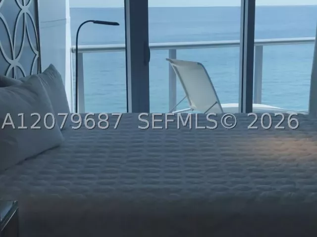 1-bedroom condo for rent in Sunny Isles Beach - 17001 Collins Ave 1603 - MondialRealty
