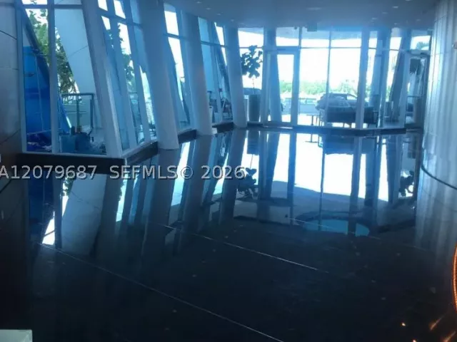 1-bedroom condo for rent in Sunny Isles Beach - 17001 Collins Ave 1603 - MondialRealty