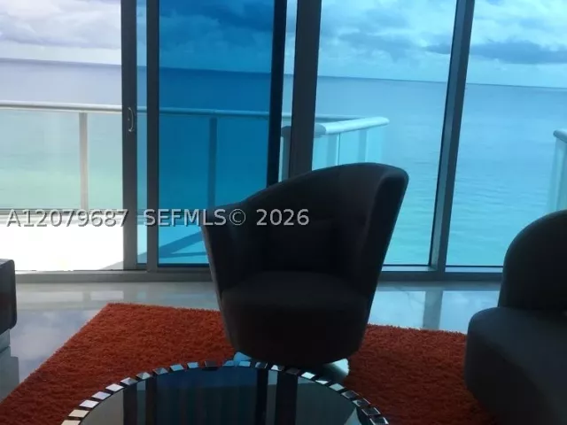 1-bedroom condo for rent in Sunny Isles Beach - 17001 Collins Ave 1603 - MondialRealty