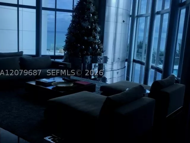 1-bedroom condo for rent in Sunny Isles Beach - 17001 Collins Ave 1603 - MondialRealty