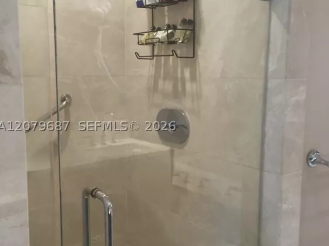 1-bedroom condo for rent in Sunny Isles Beach - 17001 Collins Ave 1603 - MondialRealty