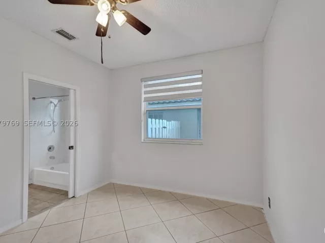 4-bedroom home for sale in Pembroke Pines - 16227 NW 19th St - MondialRealty