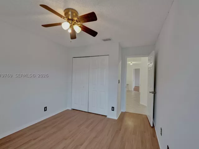 4-bedroom home for sale in Pembroke Pines - 16227 NW 19th St - MondialRealty