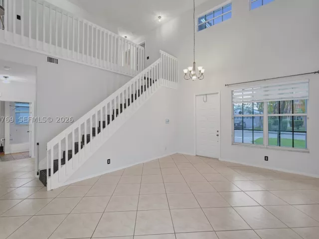 4-bedroom home for sale in Pembroke Pines - 16227 NW 19th St - MondialRealty