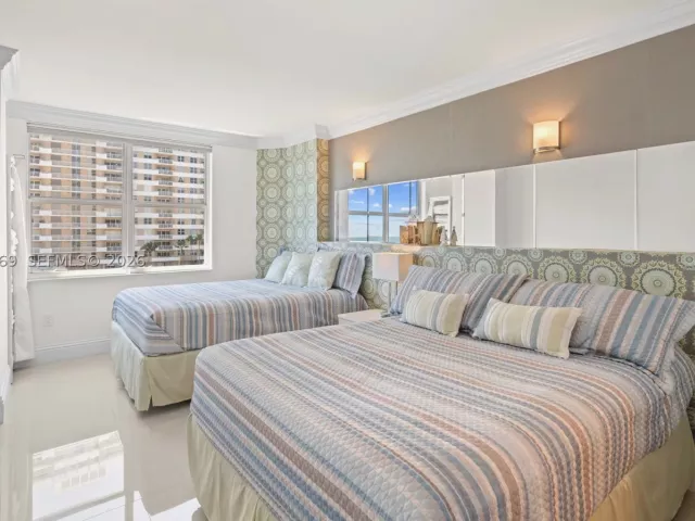 3-bedroom condo for sale in Hallandale Beach - 1950 S Ocean Dr 4E - MondialRealty