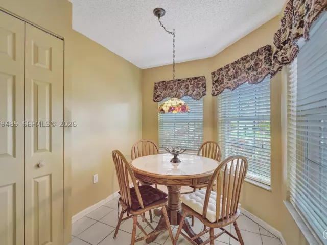 3-bedroom home for sale in Pembroke Pines - 774 SW 120th Ave - MondialRealty
