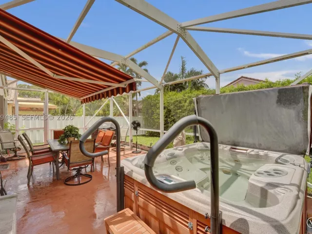 3-bedroom home for sale in Pembroke Pines - 774 SW 120th Ave - MondialRealty
