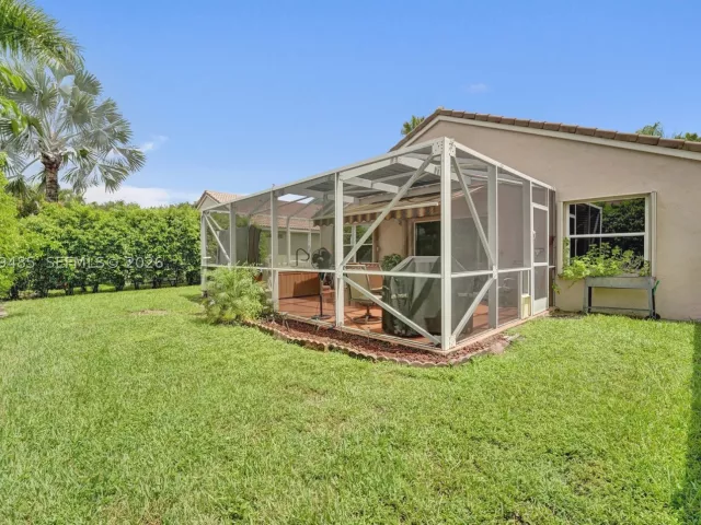 3-bedroom home for sale in Pembroke Pines - 774 SW 120th Ave - MondialRealty