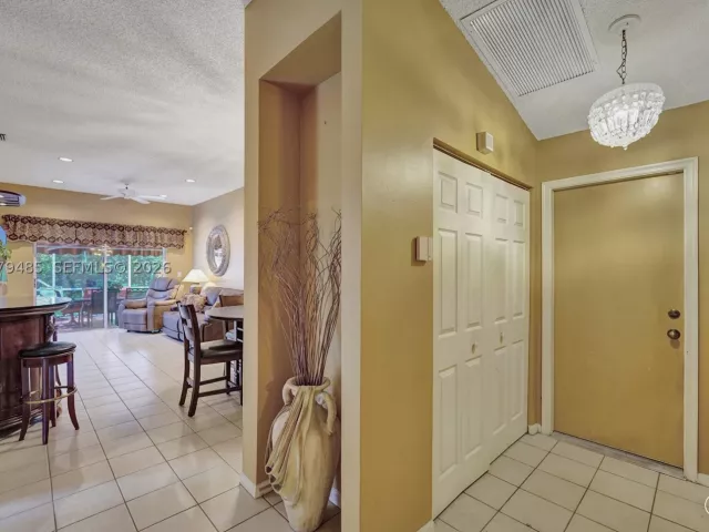 3-bedroom home for sale in Pembroke Pines - 774 SW 120th Ave - MondialRealty