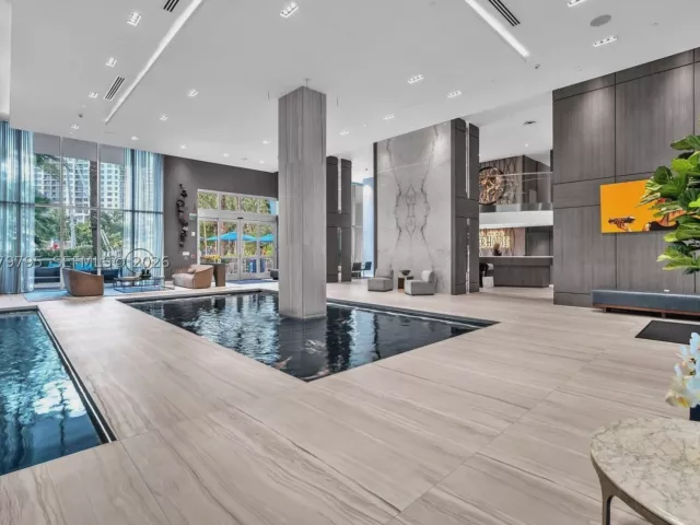 2-bedroom condo for rent in Fort Lauderdale - 333 Las Olas Way 1204 - MondialRealty