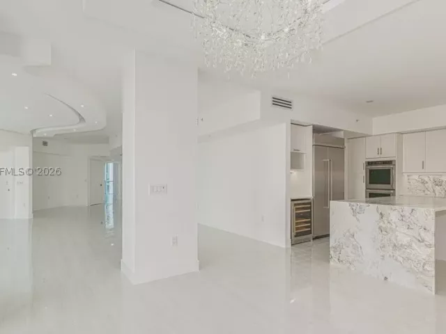 2-bedroom condo for rent in Fort Lauderdale - 333 Las Olas Way 1204 - MondialRealty