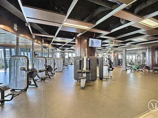 2-bedroom condo for rent in Fort Lauderdale - 333 Las Olas Way 1204 - MondialRealty