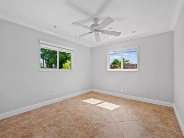3-bedroom home for sale in Fort Lauderdale - 3291 NW 63RD Street - MondialRealty