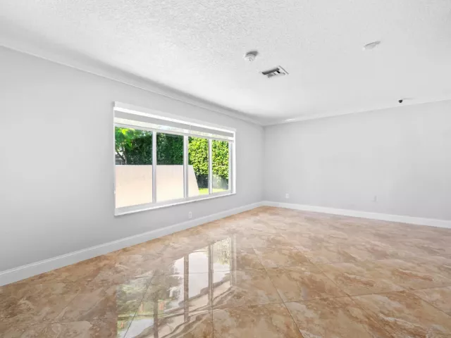 3-bedroom home for sale in Fort Lauderdale - 3291 NW 63RD Street - MondialRealty