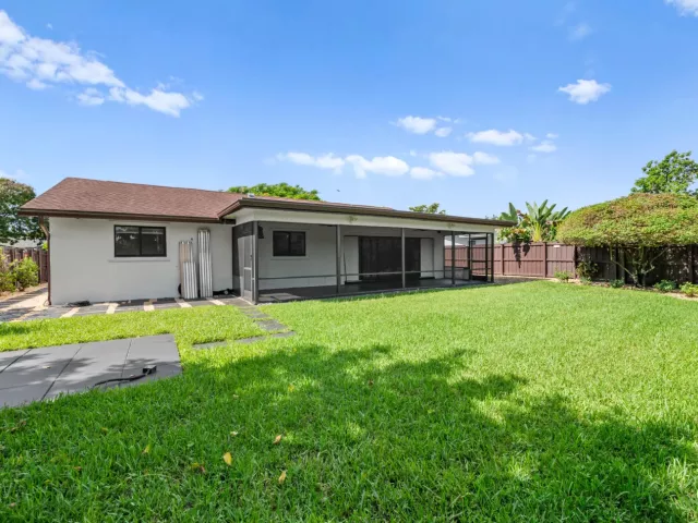 3-bedroom home for sale in Fort Lauderdale - 3291 NW 63RD Street - MondialRealty