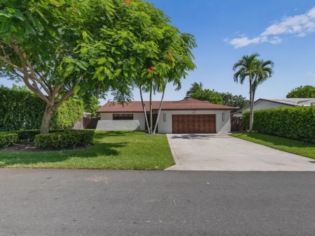 3-bedroom home for sale in Fort Lauderdale - 3291 NW 63RD Street - MondialRealty