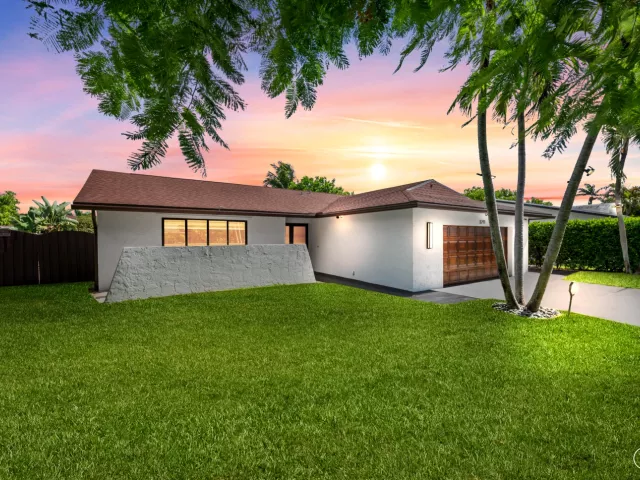 3-bedroom home for sale in Fort Lauderdale - 3291 NW 63RD Street - MondialRealty