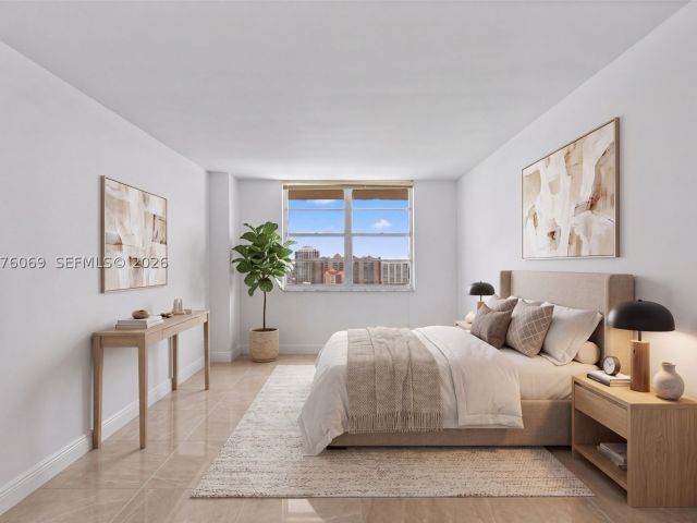 3-bedroom condo for sale in Sunny Isles Beach - 250 174th St 2304 - MondialRealty