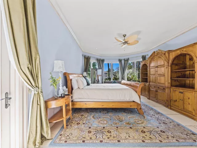 7-bedroom home for rent in Fort Lauderdale - 42 Nurmi Drive - MondialRealty