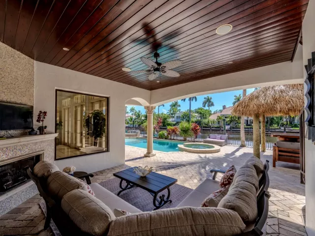 7-bedroom home for rent in Fort Lauderdale - 42 Nurmi Drive - MondialRealty