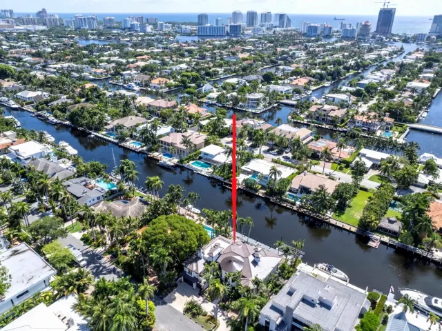 7-bedroom home for rent in Fort Lauderdale - 42 Nurmi Drive - MondialRealty