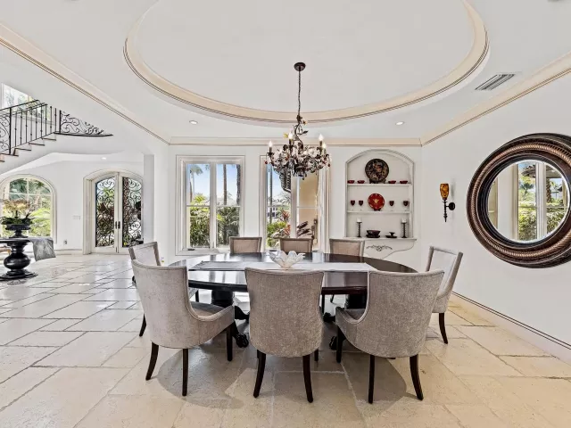 7-bedroom home for rent in Fort Lauderdale - 42 Nurmi Drive - MondialRealty