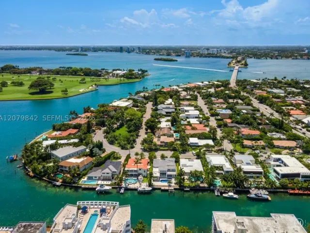 4-bedroom home for rent in Bay Harbor Islands - 1210 95th Street 18 - MondialRealty