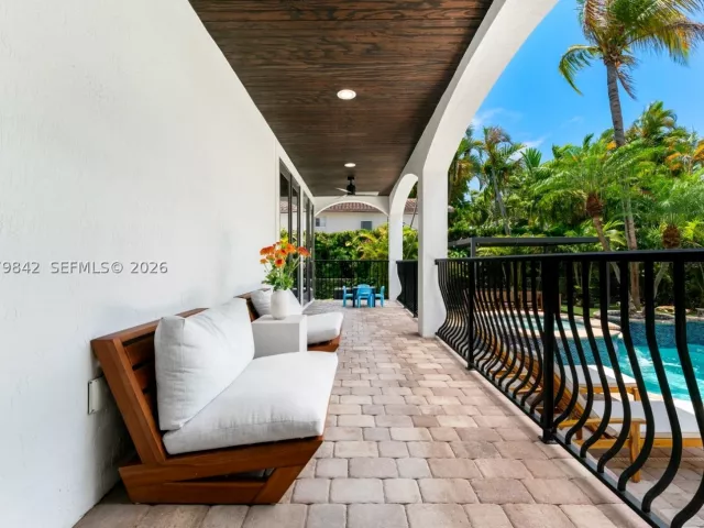 4-bedroom home for rent in Bay Harbor Islands - 1210 95th Street 18 - MondialRealty