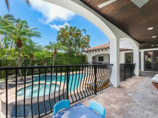 4-bedroom home for rent in Bay Harbor Islands - 1210 95th Street 18 - MondialRealty