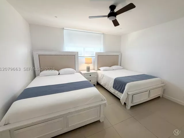 2-bedroom condo for sale in Hollywood - 4001 S Ocean Dr 11J - MondialRealty