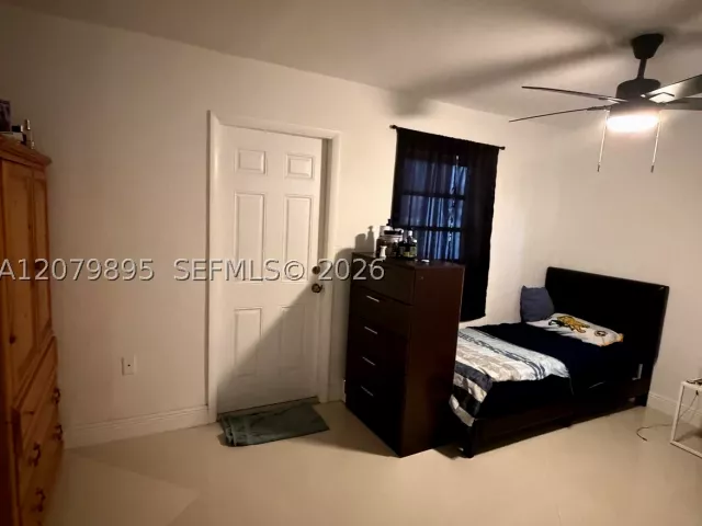 4-bedroom home for sale in Miami - 10411 SW sw 51st St - MondialRealty