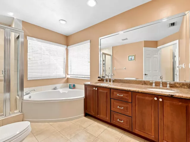 4-bedroom home for rent in Boca Raton - 10455 STONEBRIDGE Boulevard - MondialRealty